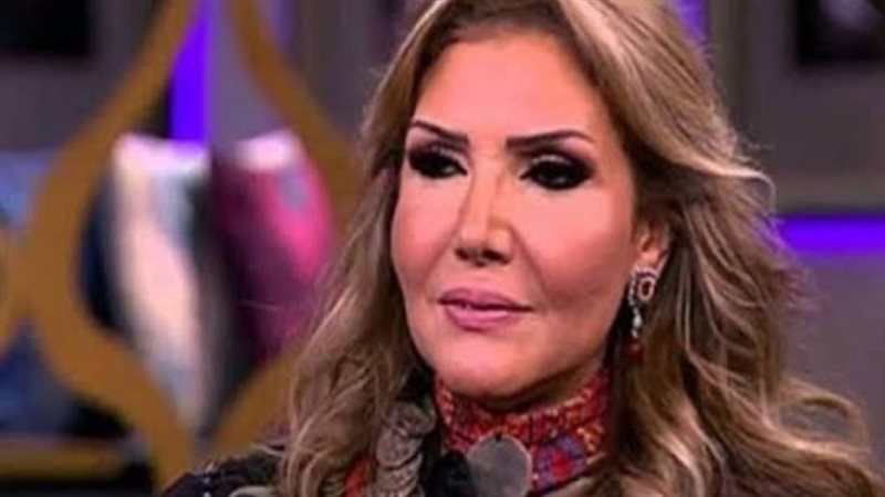 نادية مصطفى