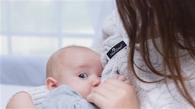 الرضاعة الطبيعية غذاء متكامل للأم والرضيع واستثمار في صحة الأجيال|فيديو 