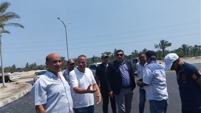 رئيس جهاز مدينة دمياط الجديدة يتفقد الأحياء السكنية والطرق بالمدينة