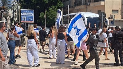 تصاعد التوتر في إسرائيل مع احتجاجات مبكرة للمطالبة بإنهاء أزمة الأسرى |فيديو