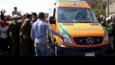 إصابة 9  أشخاص إثر حادث اصطدام ميكروباص بسيارة ملاكي بصحراوى البحيرة