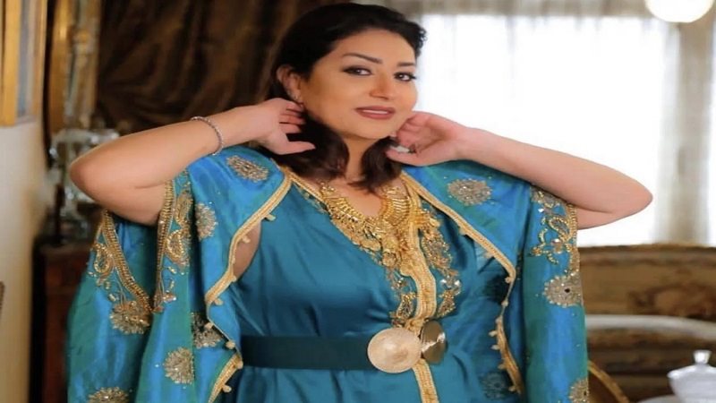 الفنانة وفاء عامر