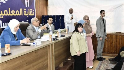 نجاحات جديدة لبني سويف.. تكريم أوائل الثانوية العامة والدبلومات الفنية