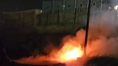 المعمل الجنائي يفحص أسباب حريق بجوار محطة مترو عين حلوان