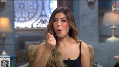 ميرنا جميل: المانجو عشقي.. ووجهى بينتفخ بعد أكلة | فيديو