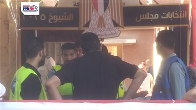 الناخبين أمام اللجان.. تأخر فتح لجنة التصويت بمدرسة عمار بن ياسر بالمعصرة