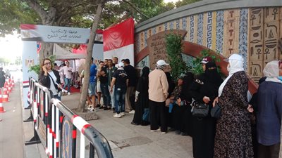 توافد الناخبين على لجان مجلس الشيوخ بالإسكندرية و إجراءات أمنية مشددة