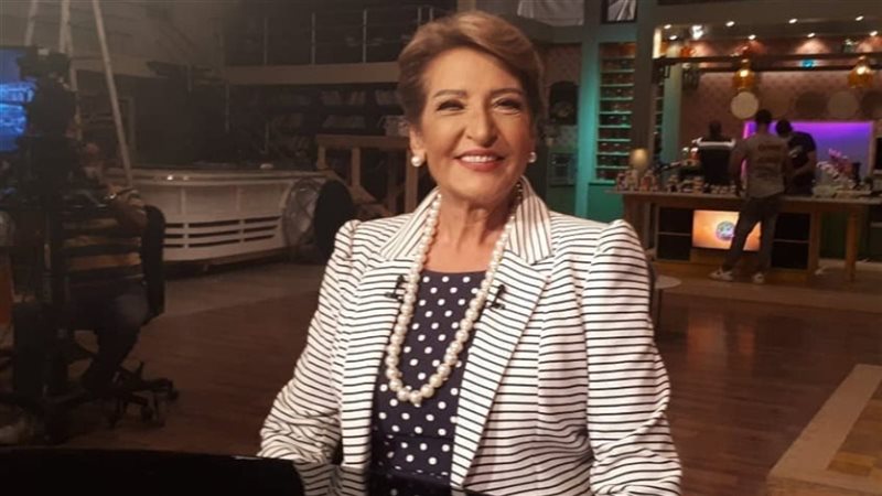 الفنانة ليلى عز