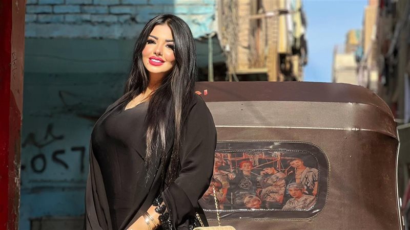 البلوجر هبة طارق