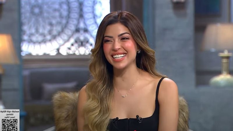 الفنانة ميرنا جميل