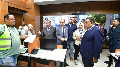 محافظ الدقهلية يتابع سير العملية الإنتخابية من داخل ديواع عام المحافظة