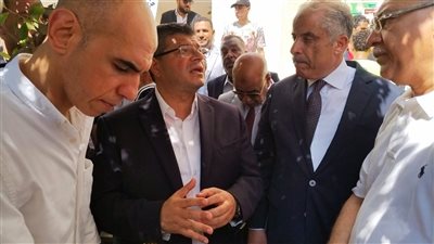 النائب عيد حماد يدلي بصوته وسط تنظيم محكم وإقبال كبير بمنطقة حلوان