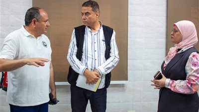 رئيس «البحوث الزراعية» يتفقد فرع «تحليل متبقيات المبيدات» بالإسماعيلية