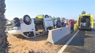 إصابة 10 أشخاص في انقلاب ميكروباص بطريق القاهرة – الإسماعيلية الصحراوي