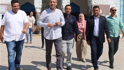محافظ السويس يتفقد لجان انتخابات مجلس الشيوخ 2025 خلال يومها الأول 