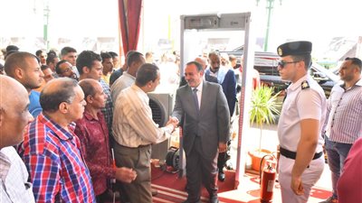 إقبال كثيف من الشباب والمرأة وذوي الهمم| محافظ أسيوط يتفقد سير انتخابات الشيوخ