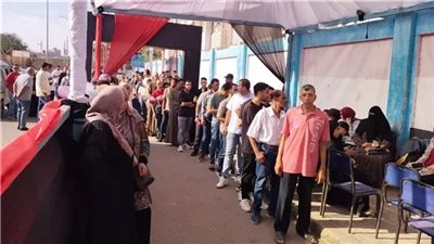 أزمة قلبية مفاجئة.. وفاة موظف أثناء عمله بانتخابات الشيوخ في الشرقية