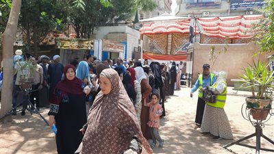  شباب وسيدات يتصدرون المشهد الانتخابي بشمال سيناء.. «الواجب الوطني أولًا»