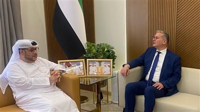 مصر والإمارات تبحثان فرص الاستثمار المشترك في قطاع البترول والطاقة