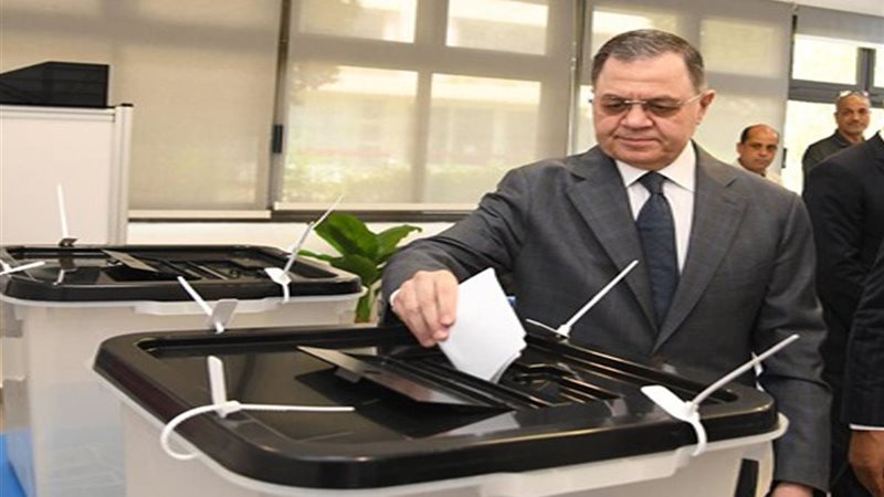 وزير الداخلية أثناء