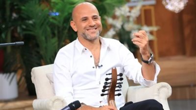 عزيز الشافعي يحتفل بنجاح 