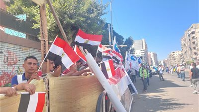 توافد الناخبين على اللجان الانتخابية في حي العجمي بالإسكندرية 