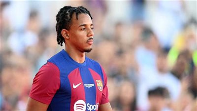 « فابريزيو رومانو»: كوندي وقع على عقداً جديداً مع برشلونة حتي يونيو 2030