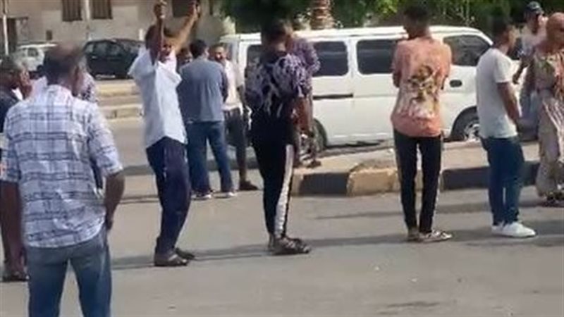 جانب من انتظار الناخبين