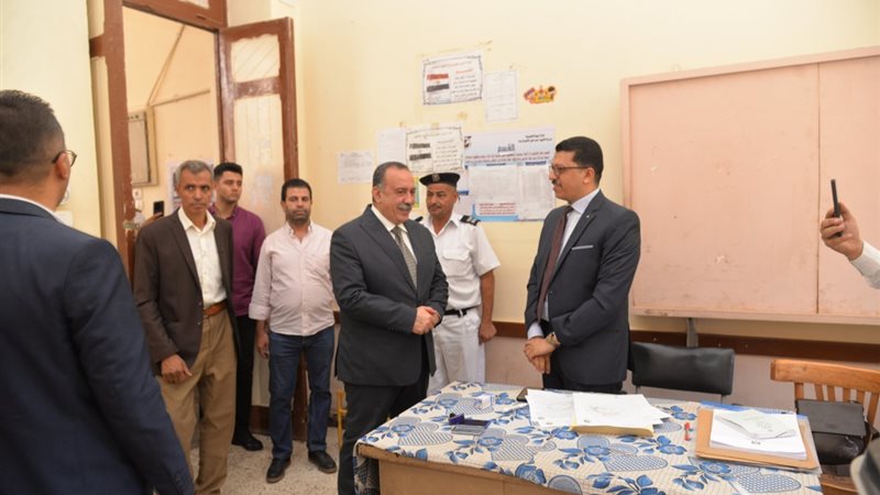 محافظ أسيوط