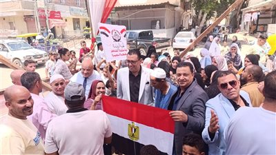 توافد الشباب للإدلاء بأصواتهم في انتخابات مجلس الشيوخ بمدينة العياط