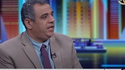 منير أديب: تصريحات الإخواني الهارب محمد إلهامي تكشف تبني الجماعة للعنف والتطرف