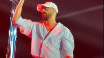 هجوم وجدل .. انتقادات كبيرة بعد ظهور الرابر شهاب شبه عارياً 