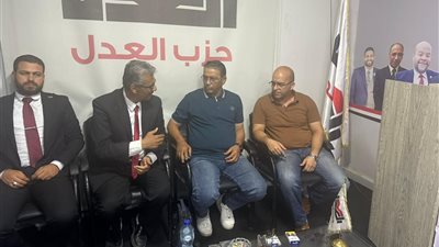 غرفة عمليات حزب العدل المركزية بالإسكندرية تتابع سير العملية الانتخابية لليوم 