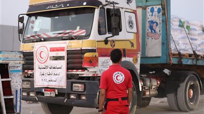 خلال ساعتين .. الهلال الأحمر: دخول مساعدات إنسانية لغزة عبر معبرأبوسالم | خاص