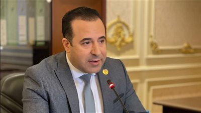 «ضبط مجموعة جديدة».. رئيس «اتصالات النواب» يفجر مفاجأة مدوية بشأن البلوجرز