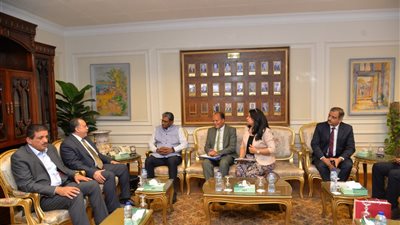 محافظ أسيوط يستقبل سفير الهند في إطار تعزيز التعاون الثنائي بين مصر والهند