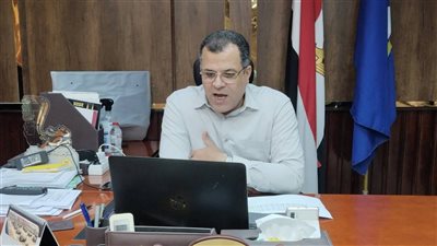 وكيل تعليم دمياط يقود غرفة التعليم في المحافظة عن بُعد