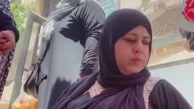 القبض على التيكتوكر أم عمر فراولة في الإسكندرية لنشرها فيديوهات خادشة