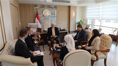 وزير التعليم العالي يبحث سبل تعزيز التعاون مع سفير التشيك في مصر