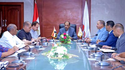 مصنع أعلاف سوهاج يعود للعمل.. وإنتاج يومي يصل إلى 5 أطنان