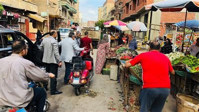 محافظ الدقهلية يتابع النظافة والإشغالات ويوجّه بسرعة الانتهاء من السوق الجديد