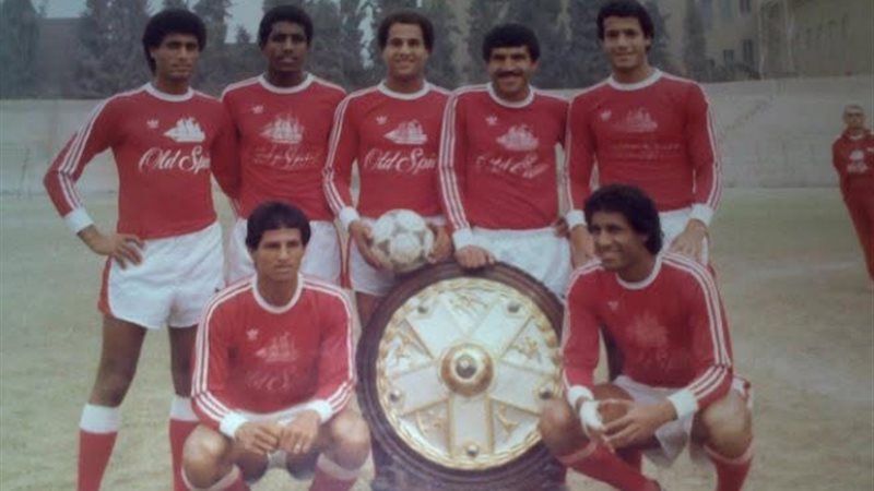 عادل محمود ولاعبي