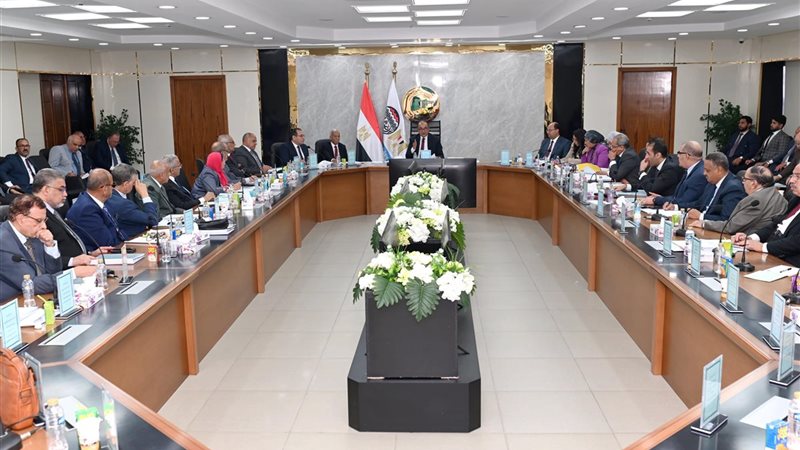 وزير قطاع الاعمال