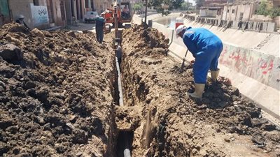 مصرع عامل وإصابة3 آخرين سقطوا في بلاعه أثناء عملهم بالصرف الصحي بالعياط