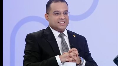 خبير اقتصادي: مؤشر EGX35-LV يعزز جاذبية الاستثمار ويُقلل من تقلبات الأسواق