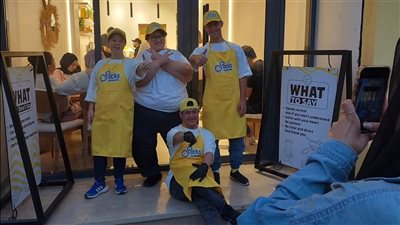 كافيه في مصر الجديدة يديره ذوو الهمم.. تجربة فريدة تستحق الزيارة