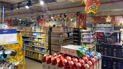 «انخفاض الدولار لا يعني تراجعًا فوريًا».. تفاصيل مبادرة عاجلة لخفض الأسعار