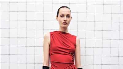 ملابس عملية وأنيقة.. مجموعة Simkhai لما قبل خريف 2025