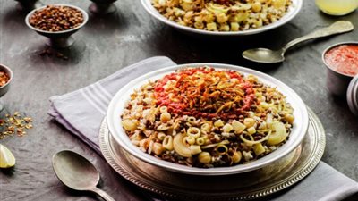 طريقة عمل كشري المطاعم في البيت بخطوات سهلة .. تفاصيل