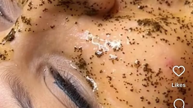 عيادة تجميل تستخدم